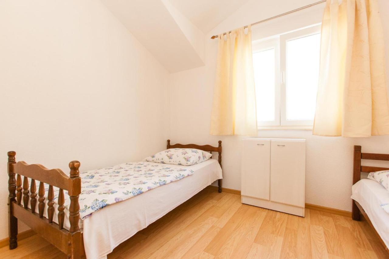 Holiday Home Beata Trogir Eksteriør bilde